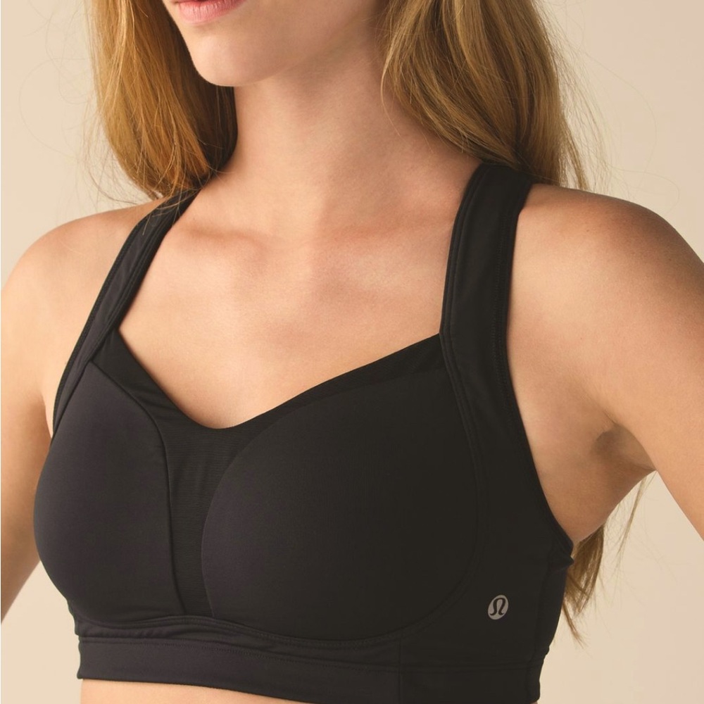 Lululemon Ta-Ta Tamer Sports Bra